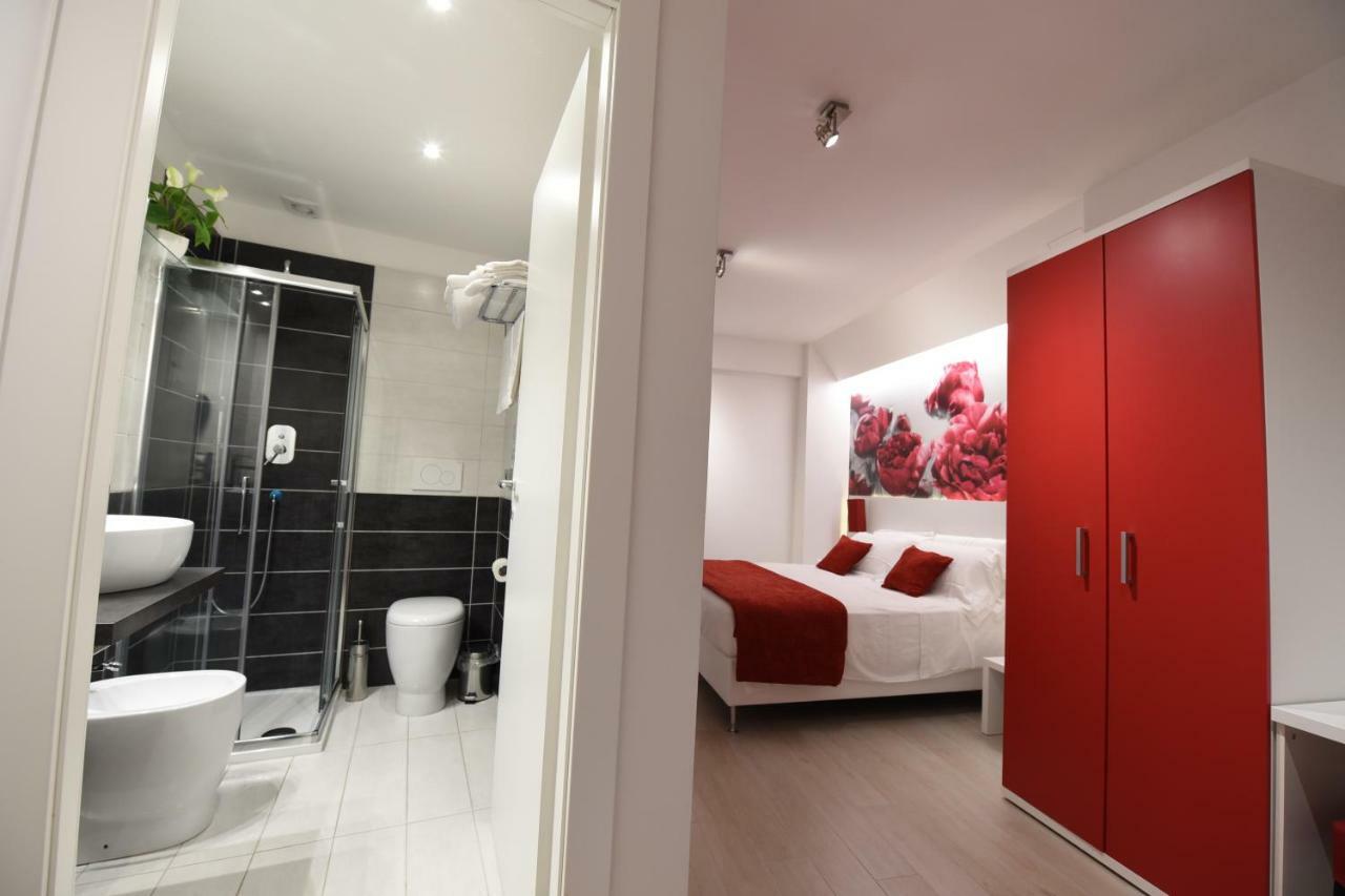 Duca'S House Hotel Rome Exterior photo